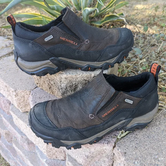 Merrell | Shoes | Mens Poland Rove Moc Waterproof Black  display picture 1